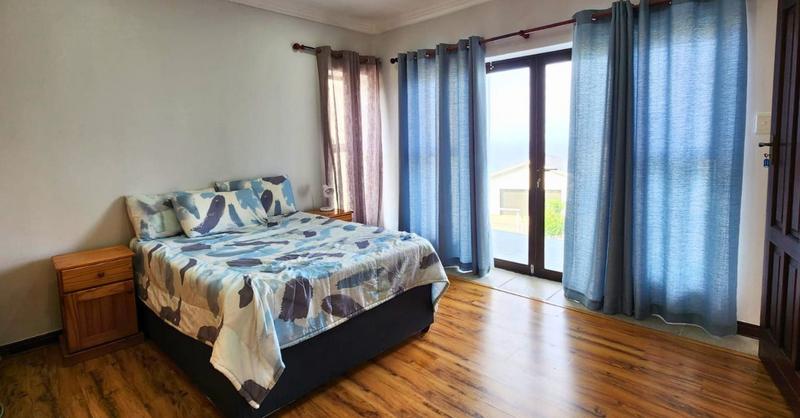 To Let 5 Bedroom Property for Rent in Pinnacle Point Golf Estate Western Cape